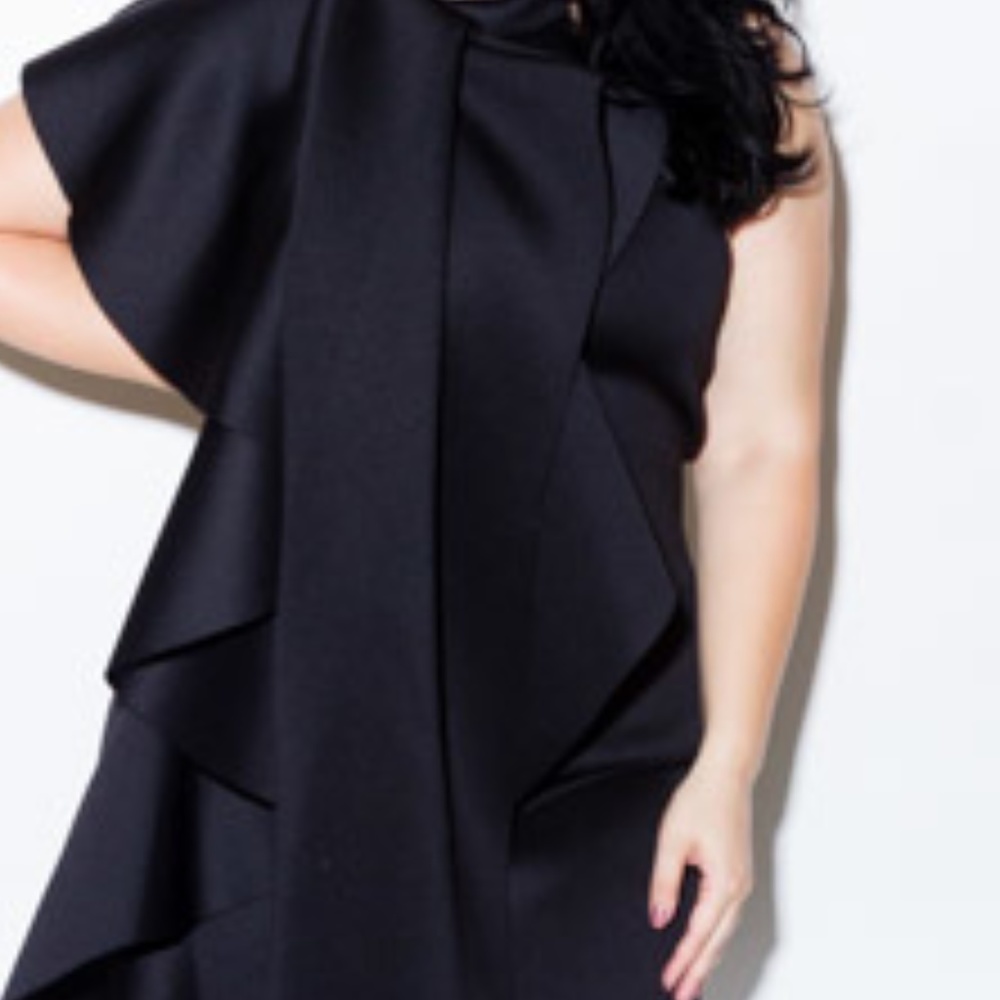 Host Pick SALE! SEXY ONE SHOULDER DRESS - Picture 4 of 6